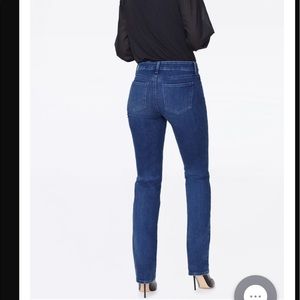 NWT NYDJ Marilyn Straight Lift n Tuck tech Sz 4